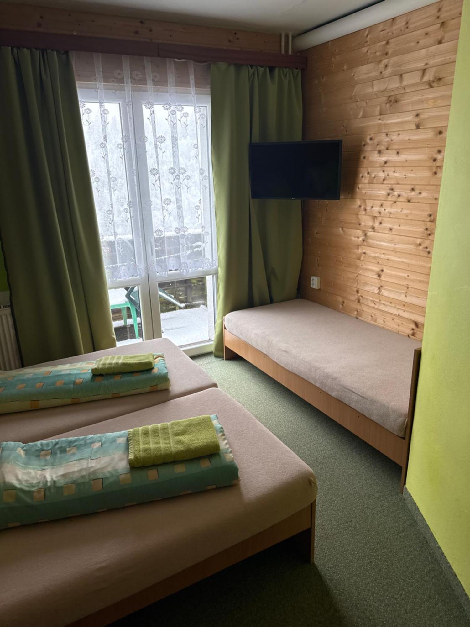 Hotel Zatisi Janske Lazne Phòng bức ảnh